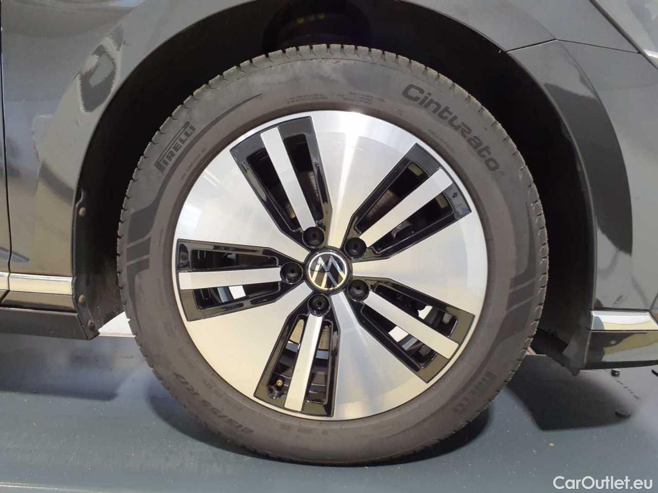 Volkswagen  Passat Variant 1.4 TSI Plug-In-Hybrid DSG GTE Automatic Petrol/Electric  38 #44