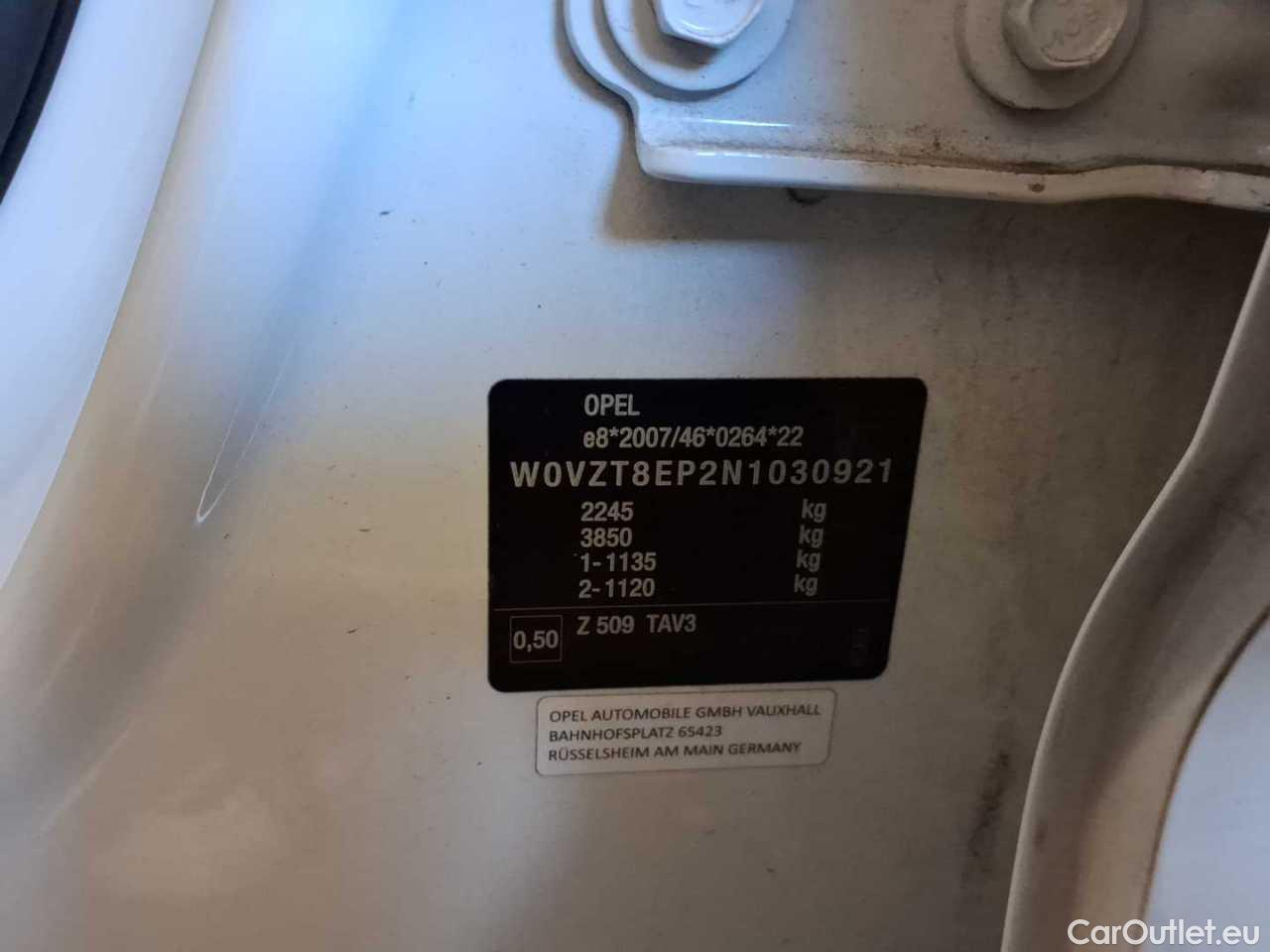 Opel  Insignia SPORTS Tourer 2.0 Diesel Aut. Business Automatic Diesel  40 #13