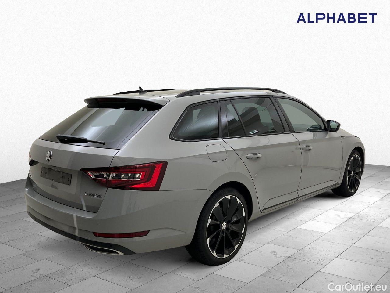 Skoda  Superb Combi 2.0 TDI DSG SportLine Automatic Diesel  41 #4