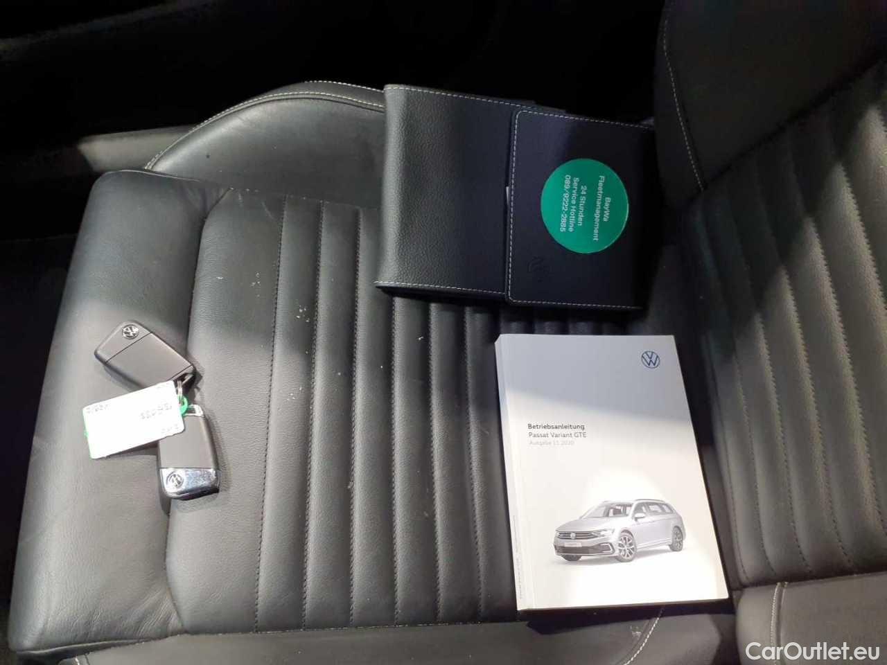 Volkswagen  Passat Variant 1.4 TSI Plug-In-Hybrid DSG GTE Automatic Petrol/Electric  38 #25
