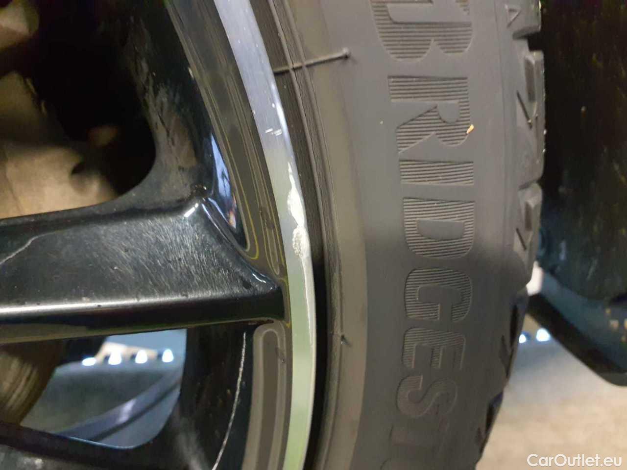 Mercedes  CLA-Klasse 250 e 8G-DCT AMG Line Automatic Petrol/Electric  47 #42