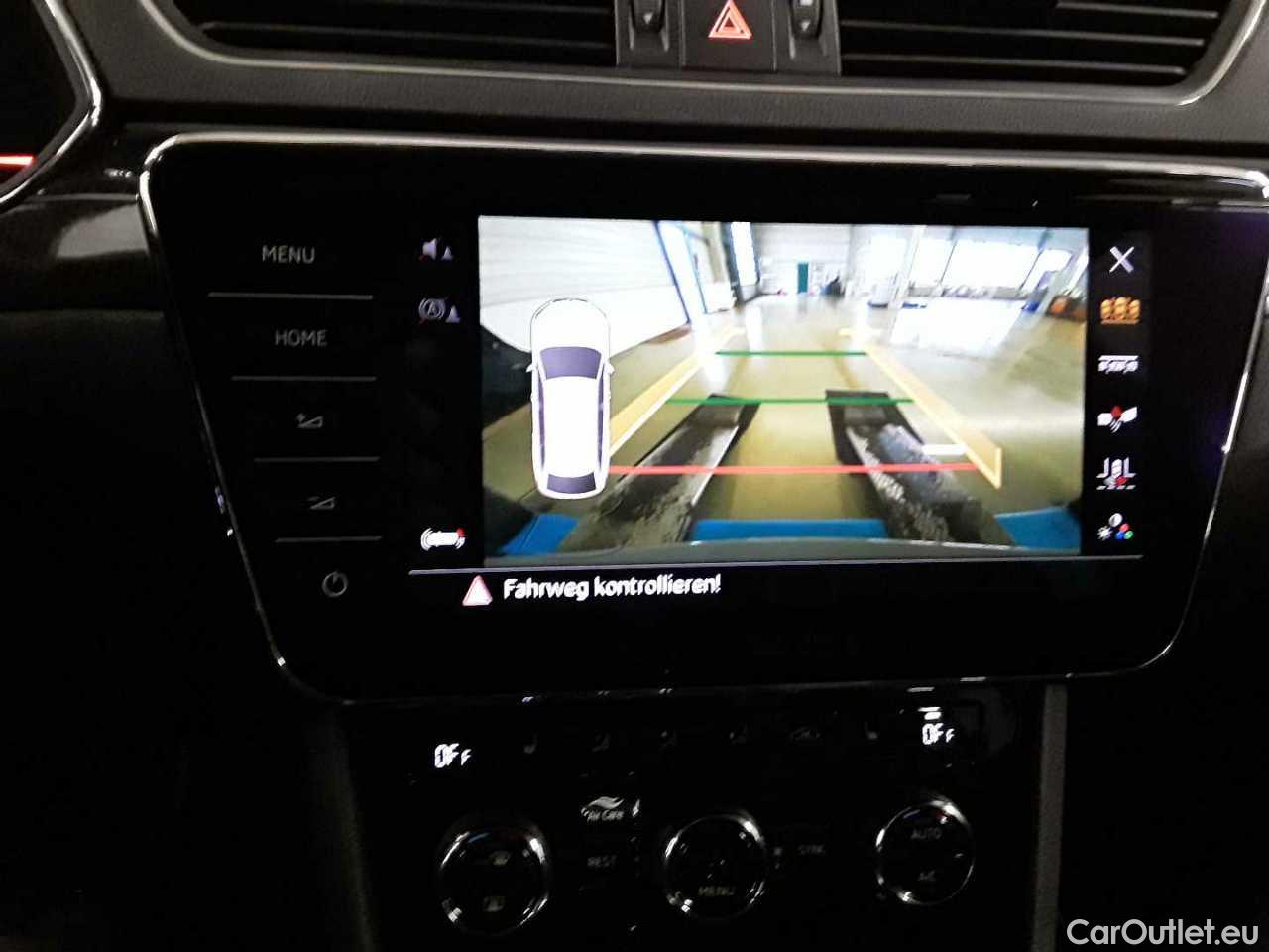 Skoda  Superb Combi 2.0 TDI DSG SportLine Automatic Diesel  41 #19