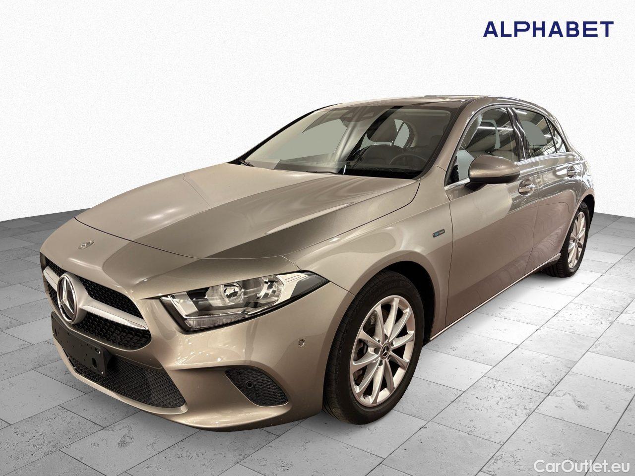 Mercedes  A-Klasse 250 e 8G-DCT Style - Automatic Petrol/Electric  48 #1