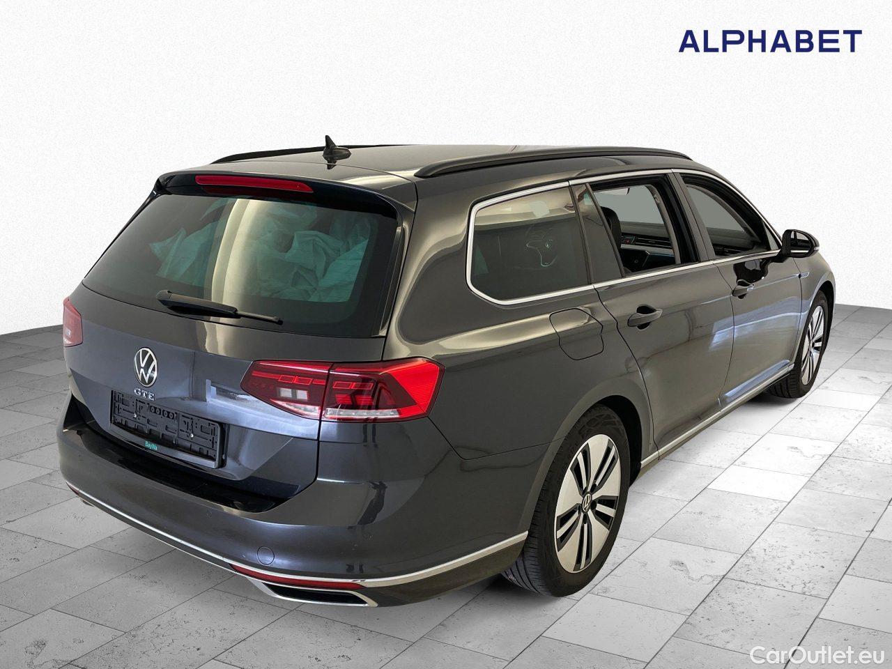 Volkswagen  Passat Variant 1.4 TSI Plug-In-Hybrid DSG GTE Automatic Petrol/Electric  38 #4