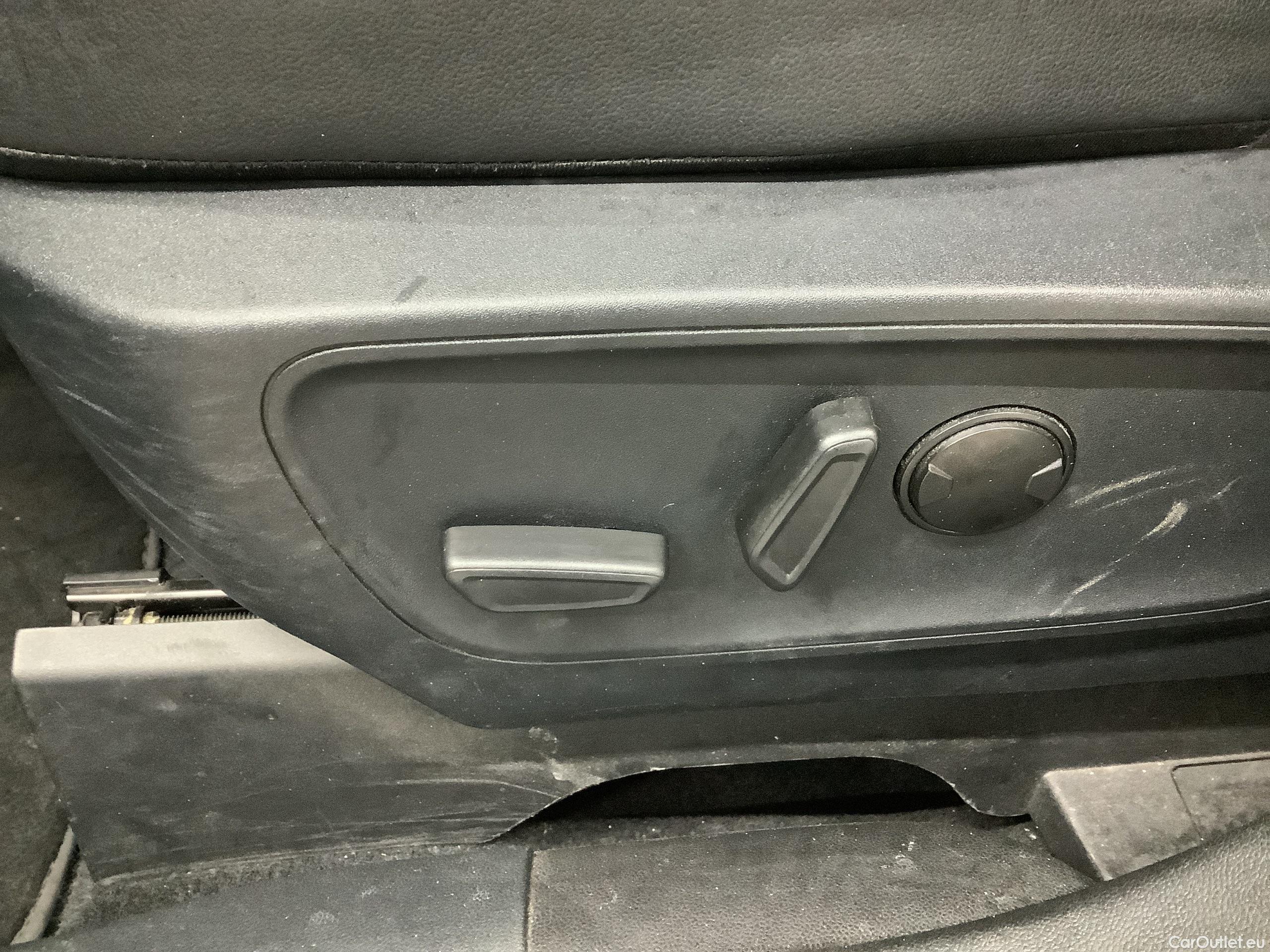 Ford  Kuga 2.0 EcoBlue 4x4 Aut. ST-LINE X Automatic Diesel  50 #14