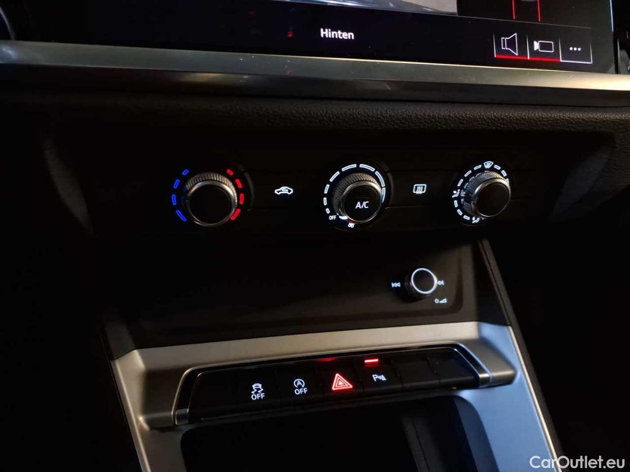 Audi  Q3 35 TDI S tronic - Automatic Diesel  54 #20