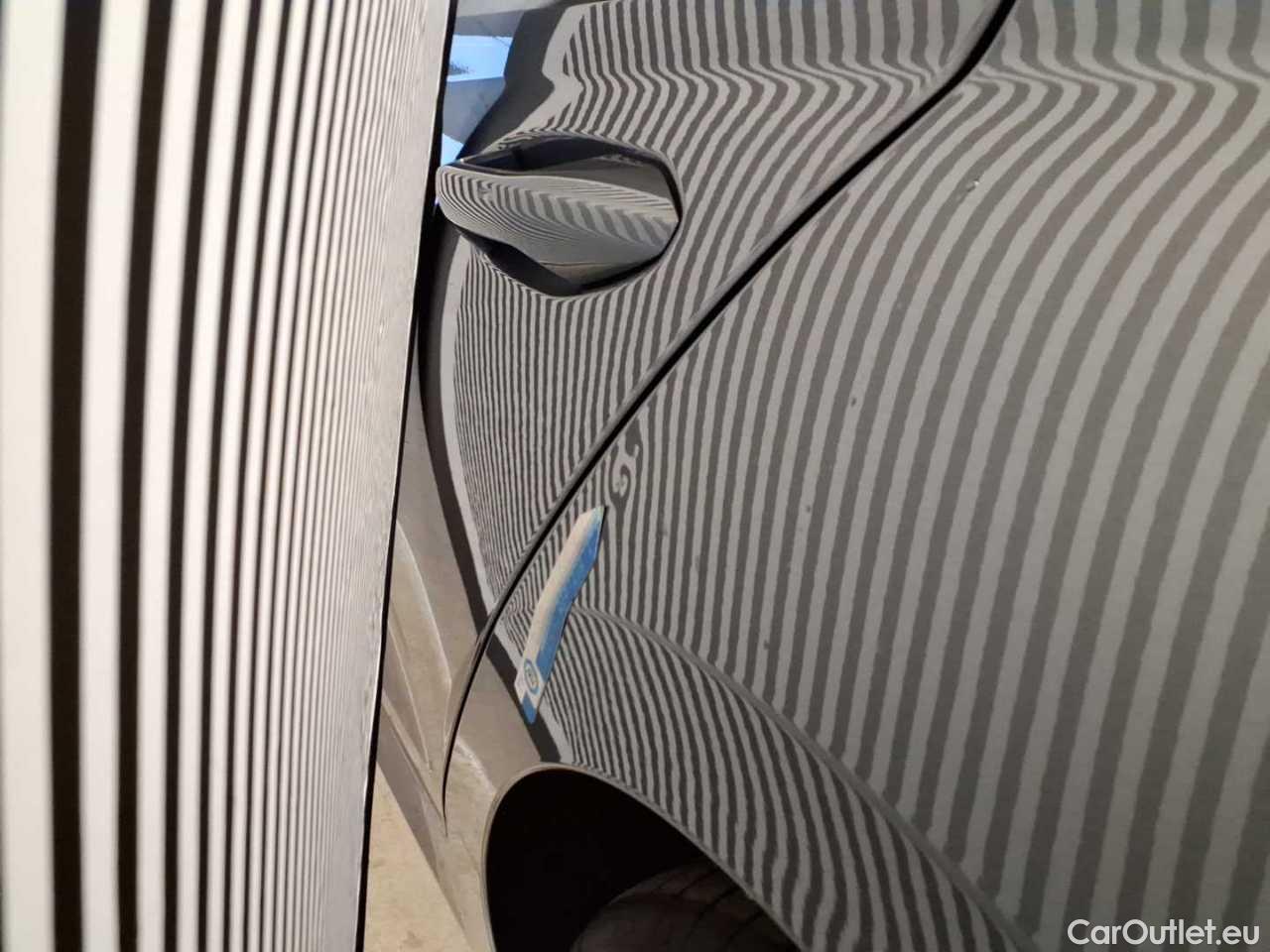 Skoda  Octavia Combi 2.0 TDI DSG Style Automatic Diesel  56 #39