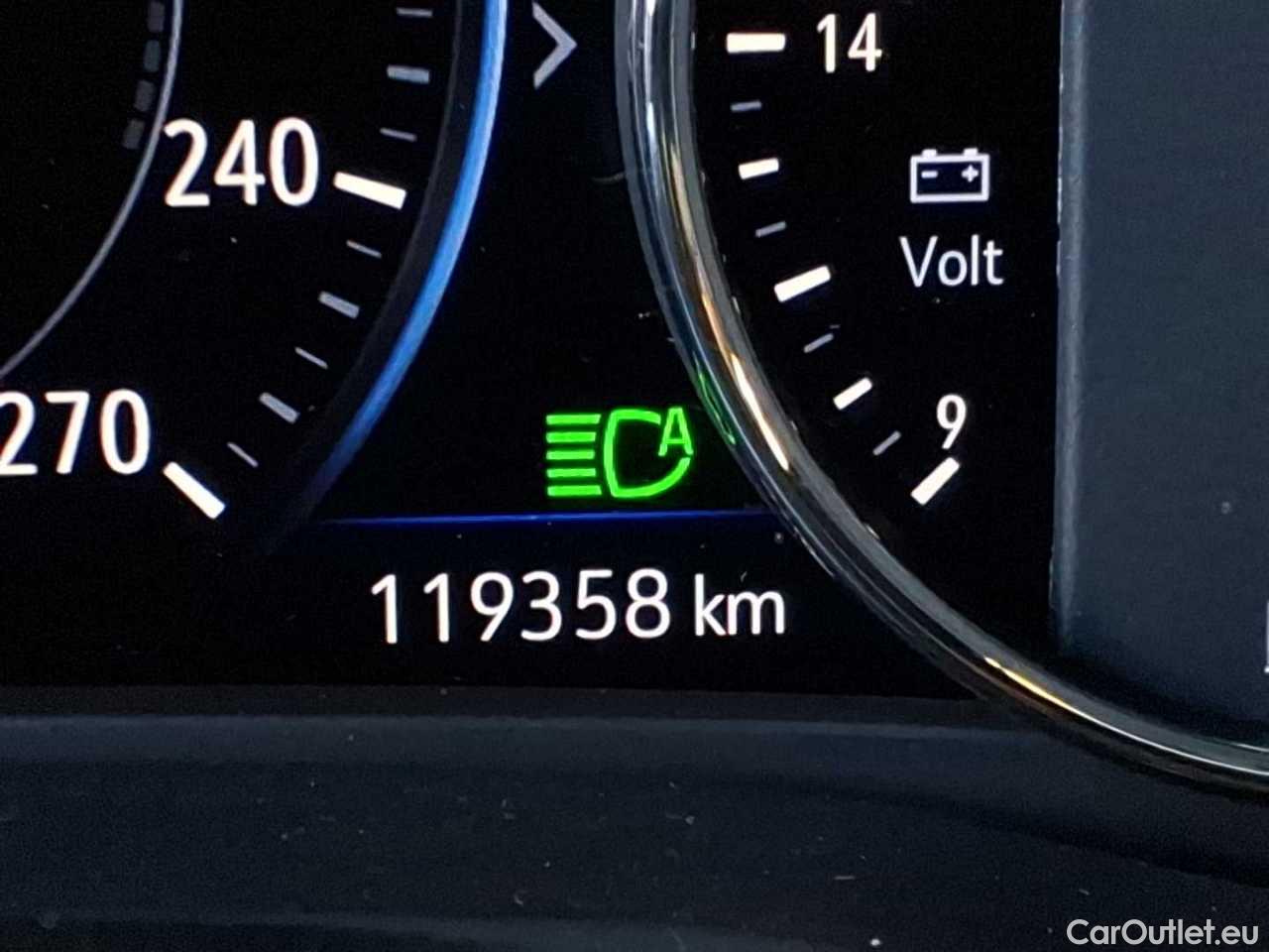 Opel  Insignia SPORTS Tourer 2.0 Diesel Aut. Business Automatic Diesel  40 #32