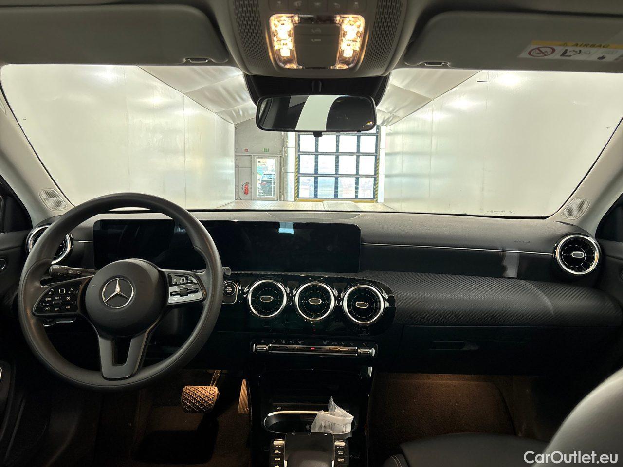 Mercedes  A-Klasse 250 e 8G-DCT Style - Automatic Petrol/Electric  48 #7