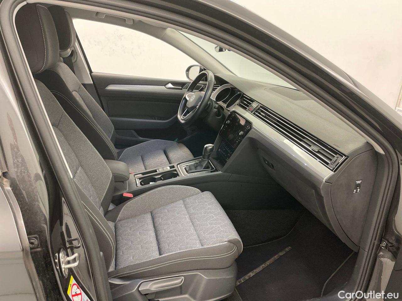 Volkswagen  Passat Variant 2.0 TDI SCR DSG Business Automatic Diesel  55 #6