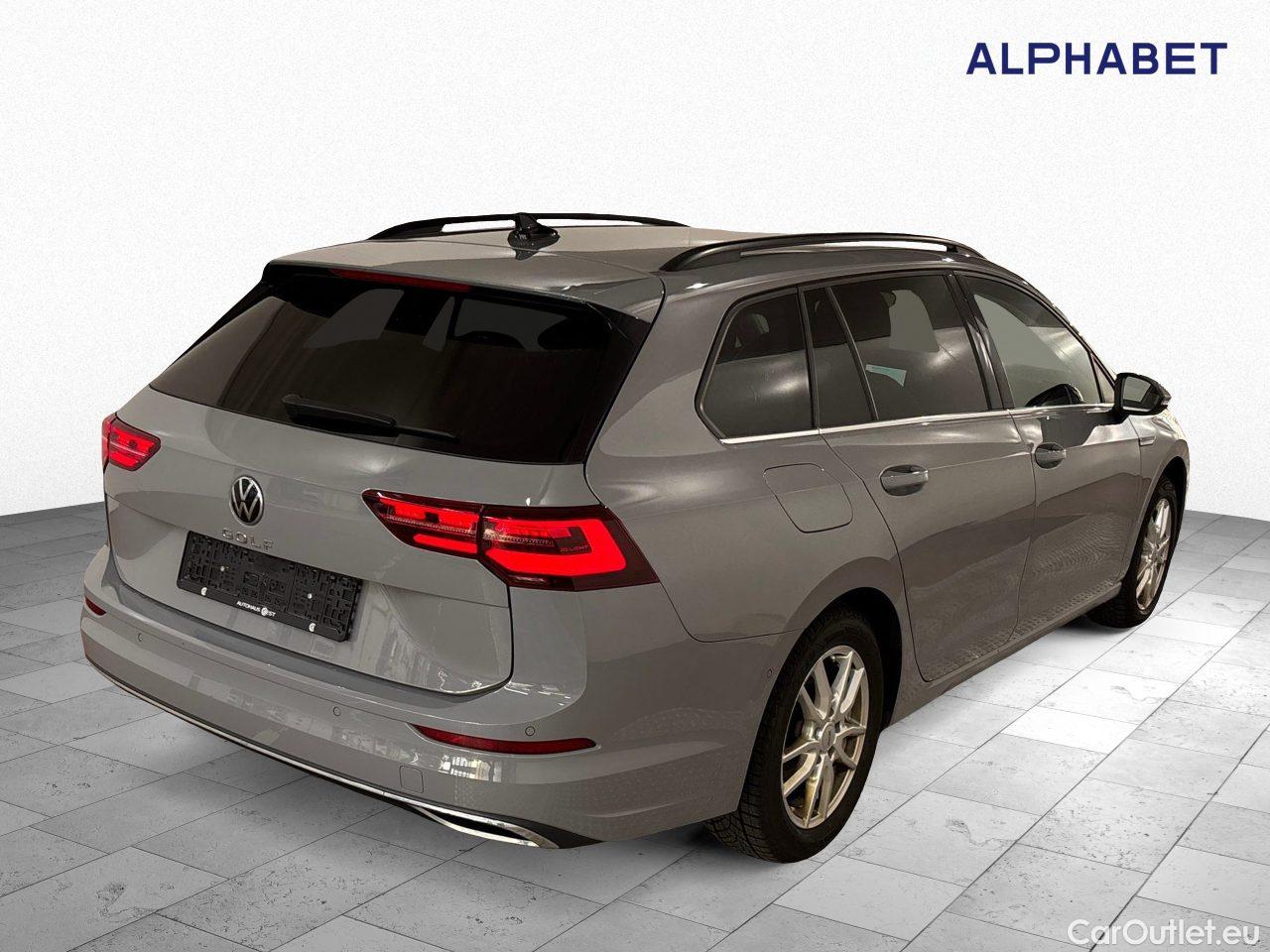 Volkswagen  Golf  Variant 2.0 TDI SCR DSG Style Automatic Diesel  58 #4