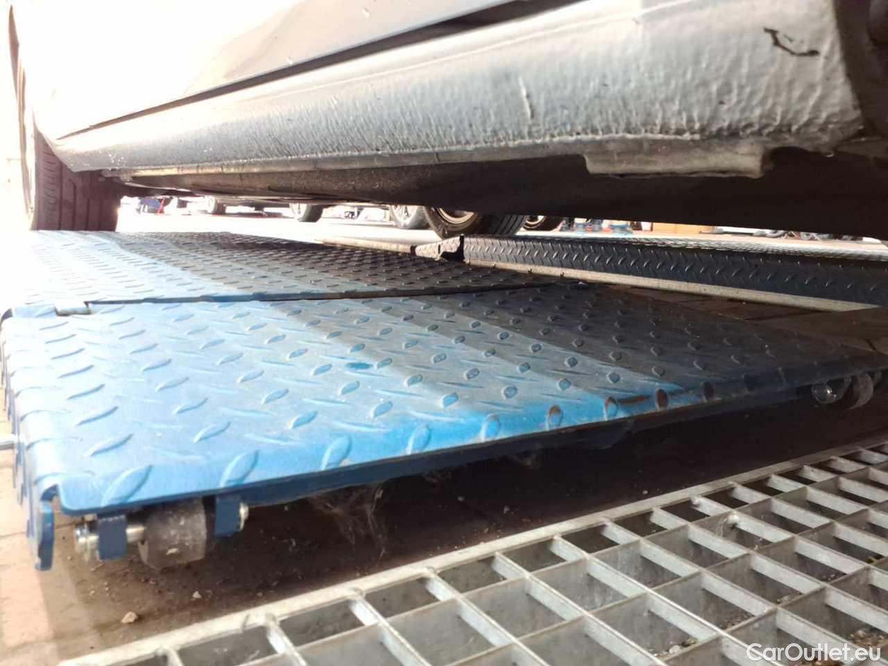 Skoda  Superb Combi 2.0 TDI DSG Ambition Automatic Diesel  39 #20