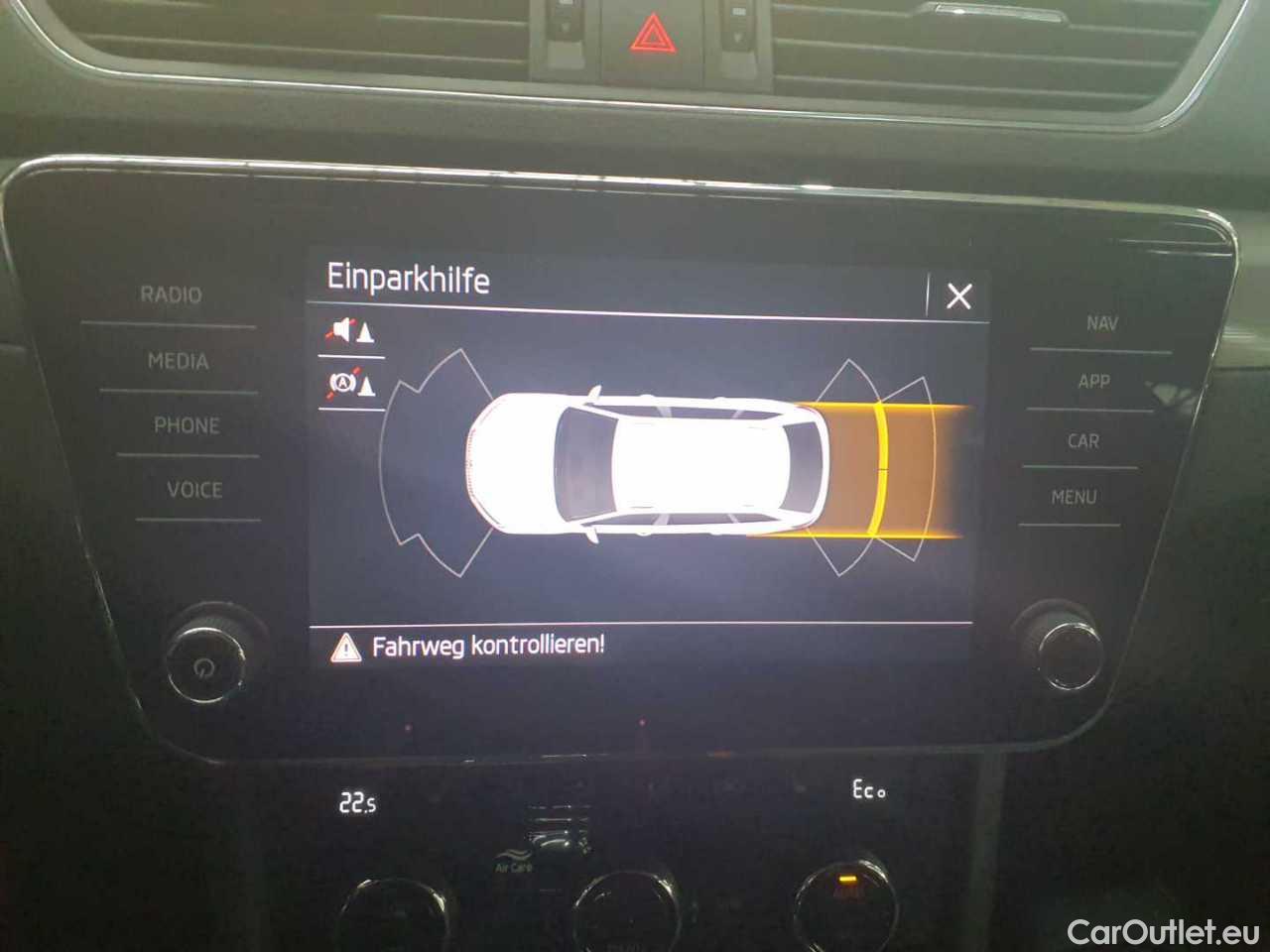 Skoda  Superb Combi 1.4 TSI iV DSG Style Automatic Petrol/Electric  67 #18