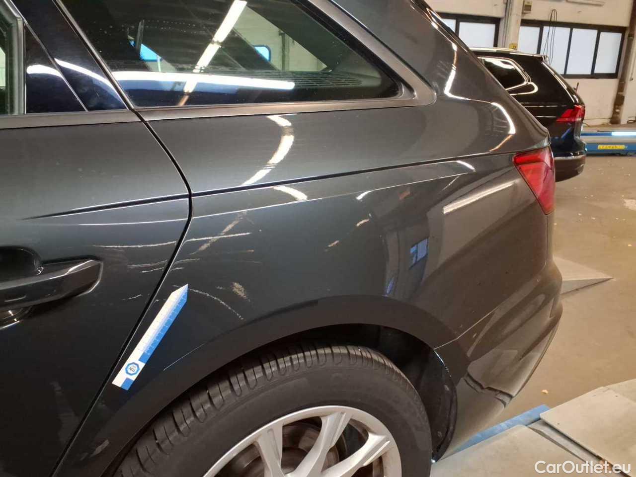 Audi  A4 Avant 40 TDI S tronic Automatic Diesel/Electric  76 #59