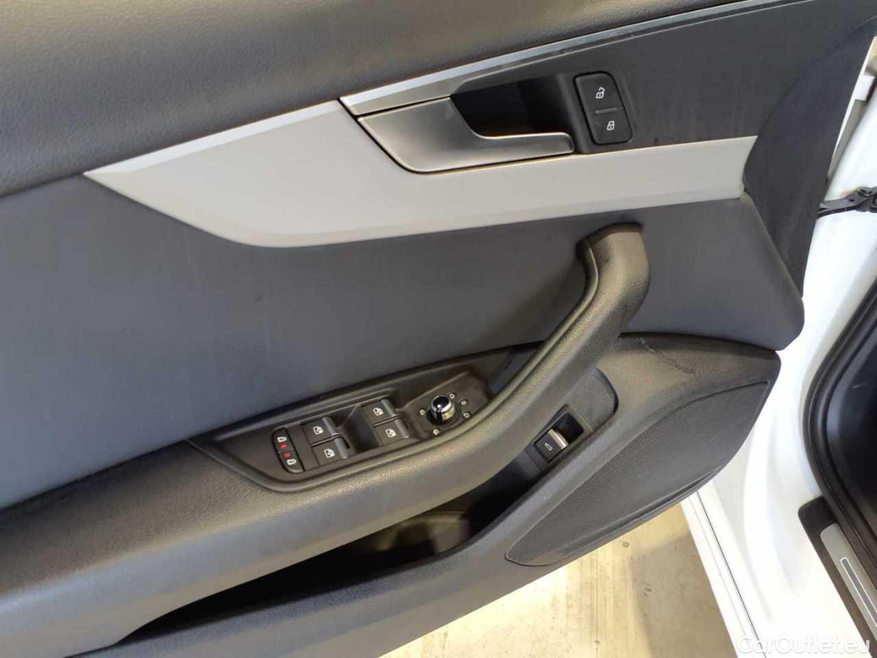 Audi  A4 Avant 50 TDI quattro tiptronic S line Automatic Diesel  69 #13