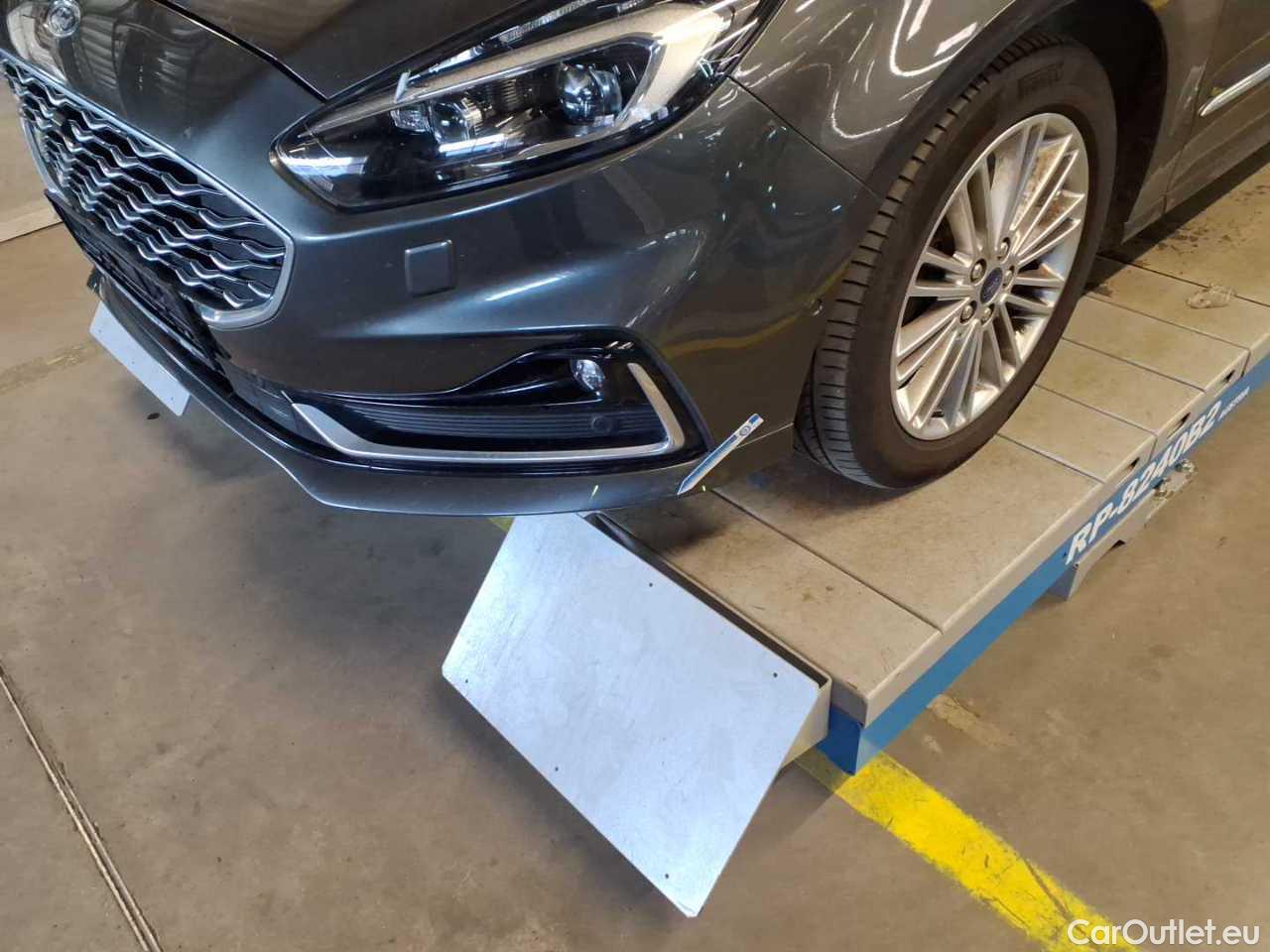 Ford  S-Max 2.0 EcoBlue Aut. Vignale Automatic Diesel  61 #53