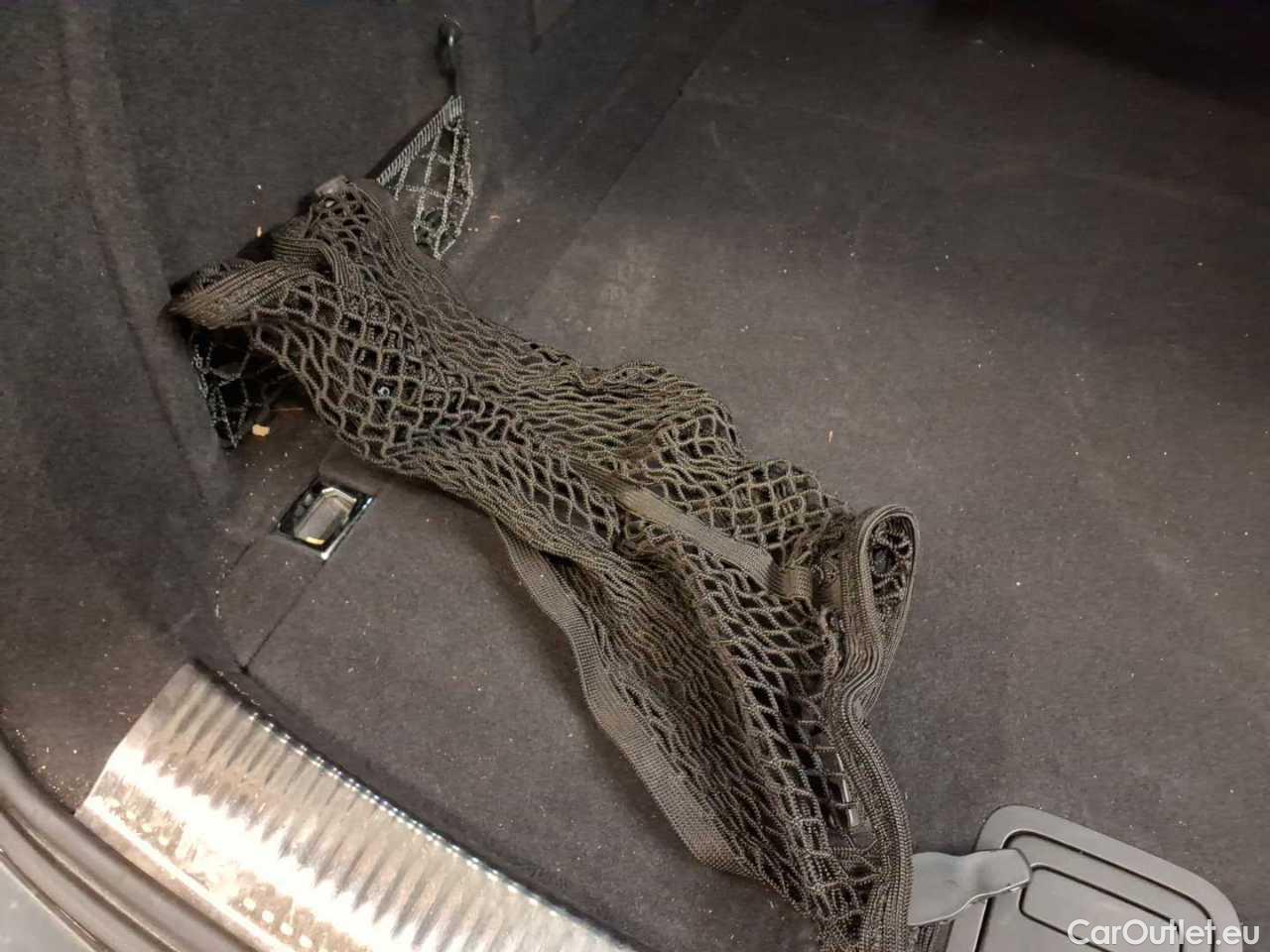 Audi  A4 Avant 40 TDI S tronic Automatic Diesel/Electric  76 #29