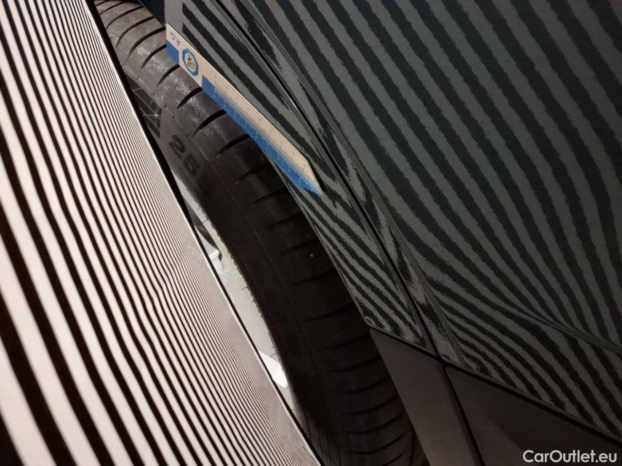 Skoda  ENYAQ iV 80 - Automatic Electric  78 #40