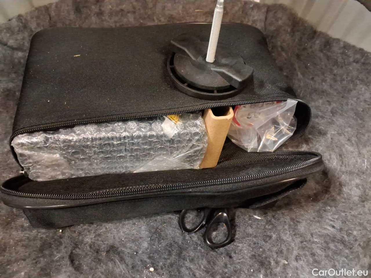 Opel  Insignia SPORTS Tourer 1.5 Diesel Automatik Business Automatic Diesel  66 #21