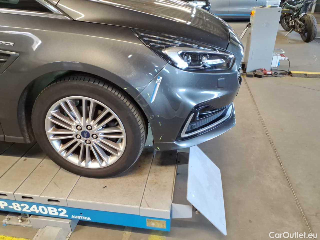 Ford  S-Max 2.0 EcoBlue Aut. Vignale Automatic Diesel  61 #46