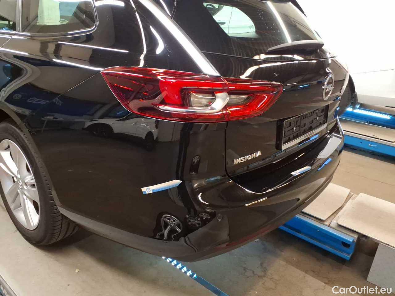 Opel  Insignia SPORTS Tourer 1.5 Diesel Automatik Business Automatic Diesel  66 #36
