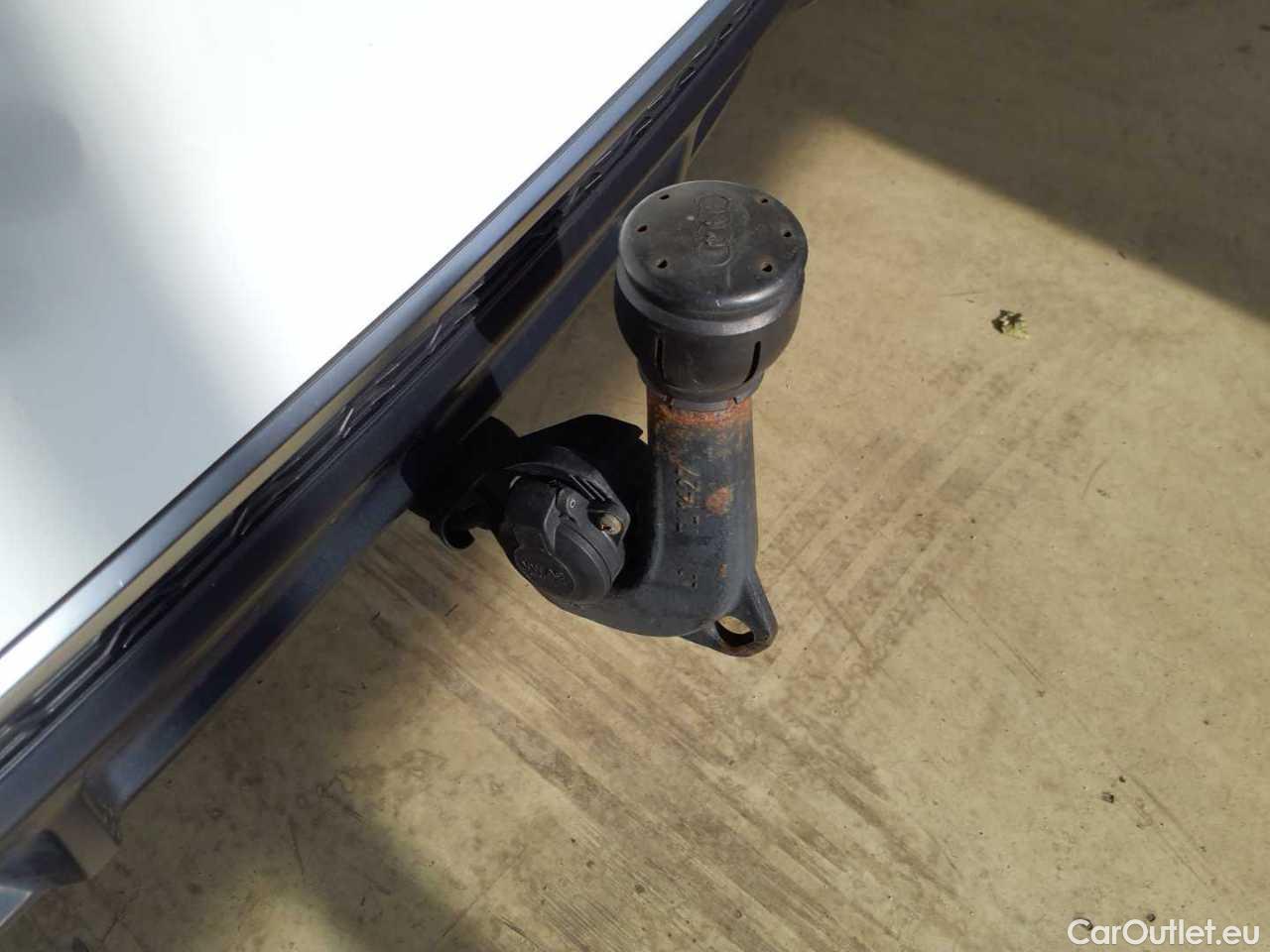 Audi  A4 Avant 50 TDI quattro tiptronic S line Automatic Diesel  69 #31