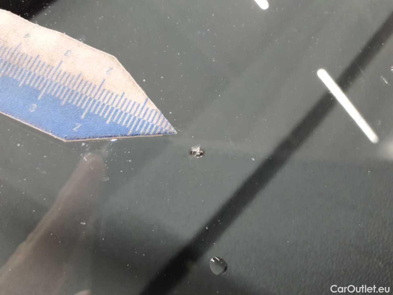 Volvo  XC60 T6 AWD Recharge Geartronic R-Design Automatic Petrol/Electric  60 #36