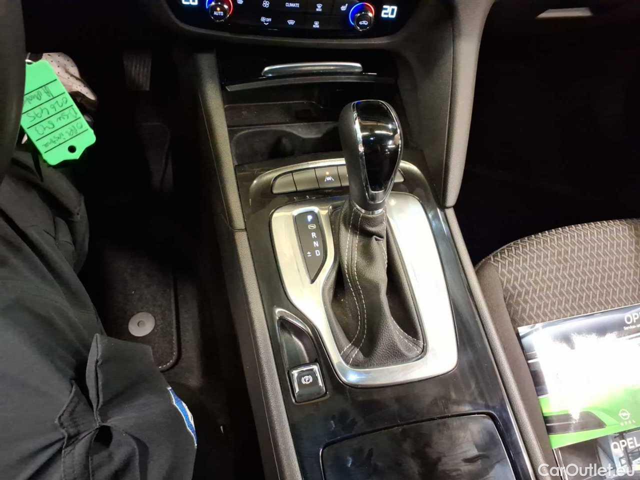 Opel  Insignia SPORTS Tourer 1.5 Diesel Automatik Business Automatic Diesel  66 #15