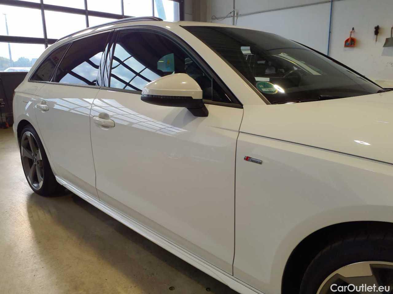 Audi  A4 Avant 50 TDI quattro tiptronic S line Automatic Diesel  69 #43