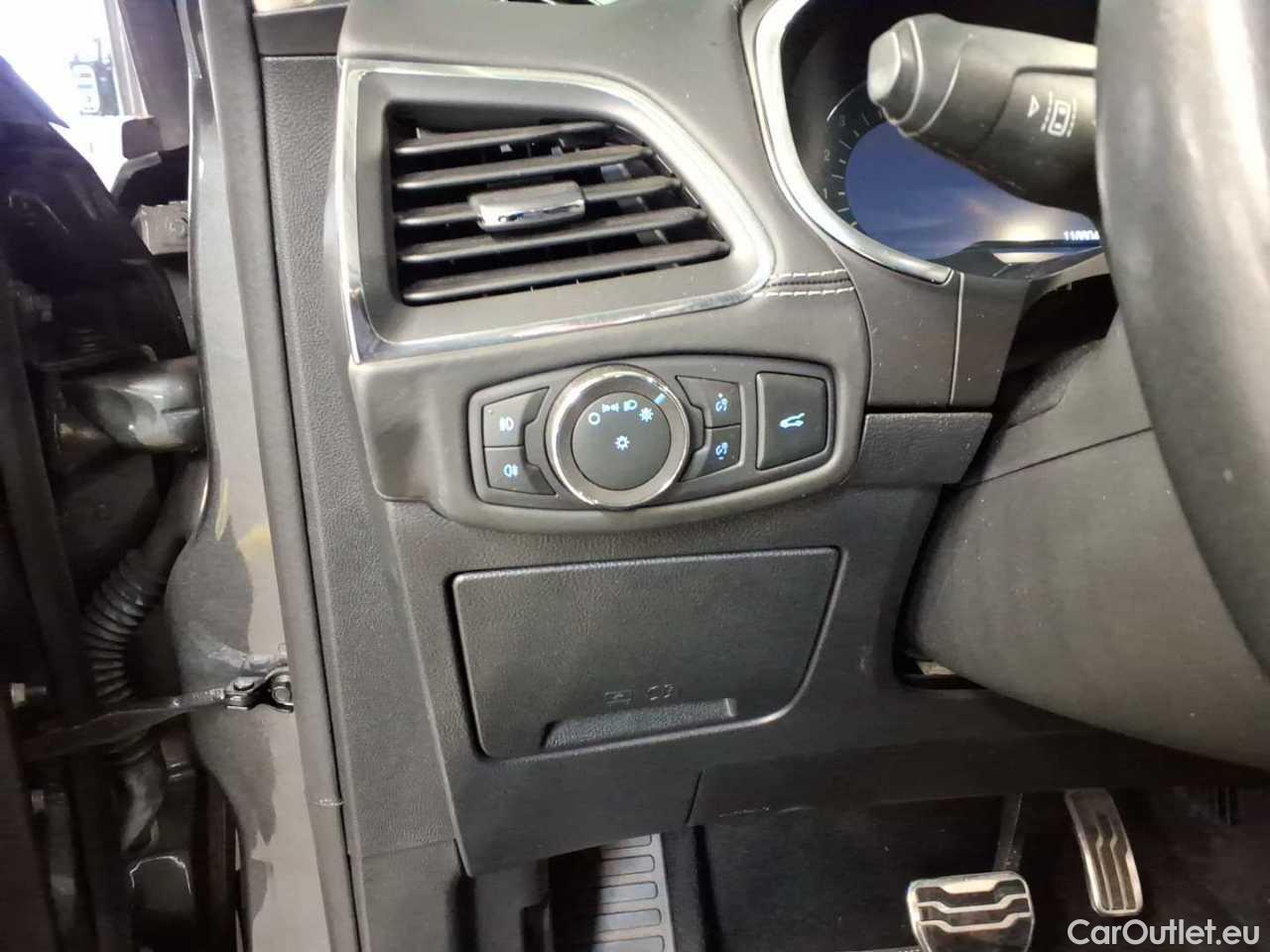 Ford  S-Max 2.0 EcoBlue Aut. Vignale Automatic Diesel  61 #16