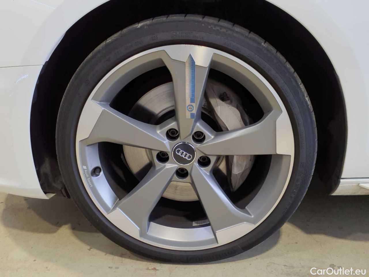 Audi  A4 Avant 50 TDI quattro tiptronic S line Automatic Diesel  69 #35