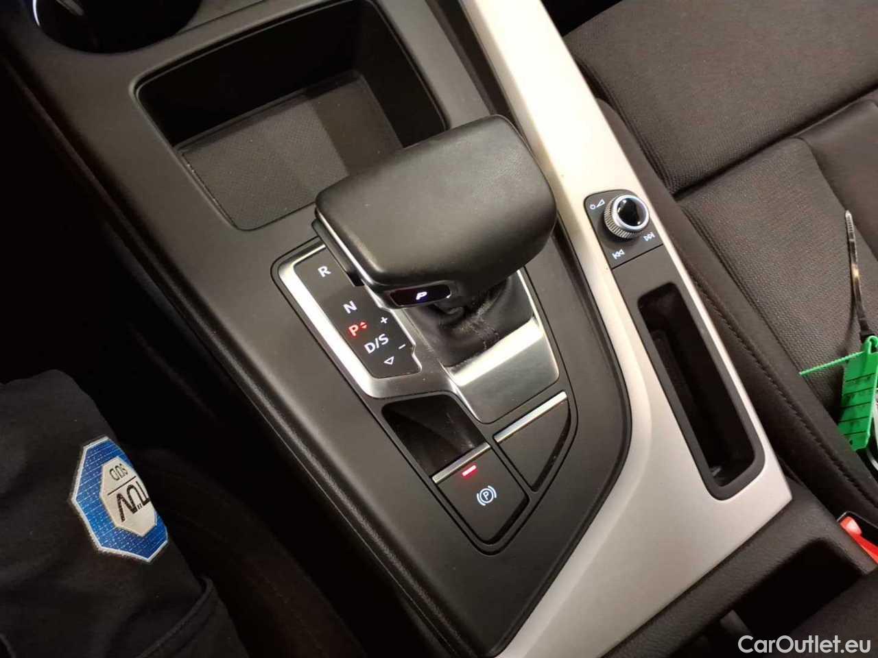 Audi  A4 Avant 40 TDI S tronic Automatic Diesel/Electric  76 #15