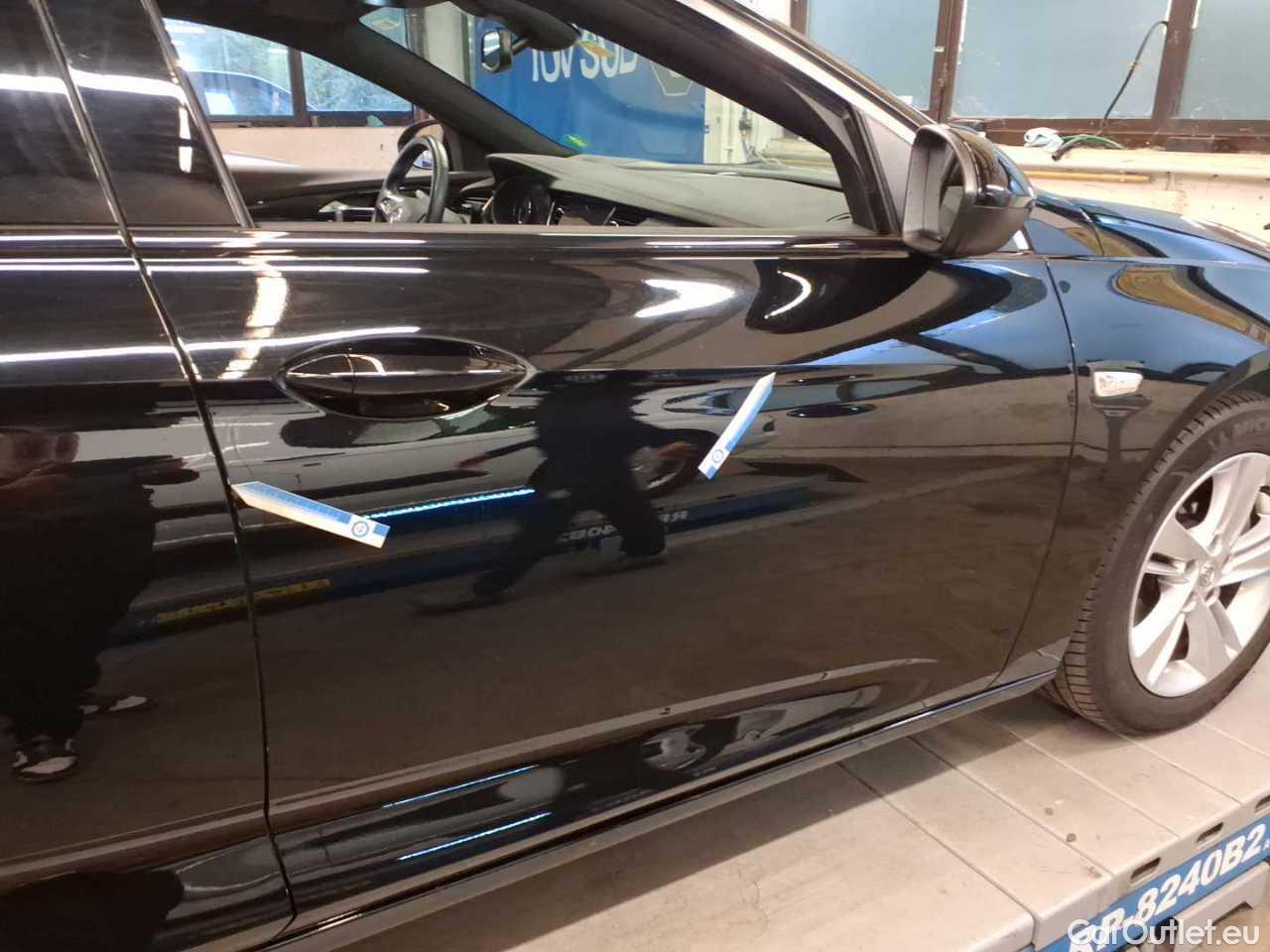 Opel  Insignia SPORTS Tourer 1.5 Diesel Automatik Business Automatic Diesel  66 #40