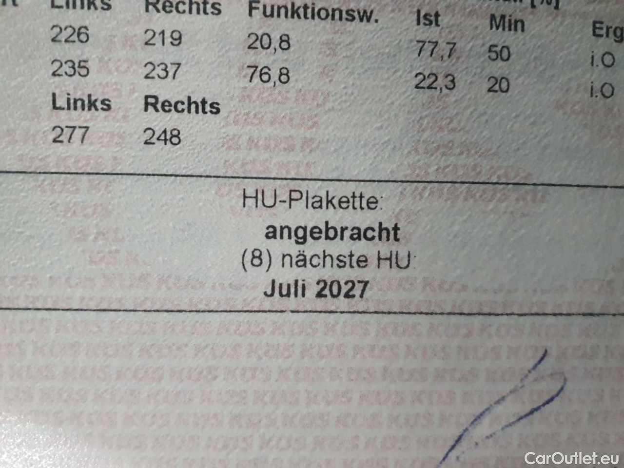 Skoda  Superb Combi 1.4 TSI iV DSG Style Automatic Petrol/Electric  67 #28