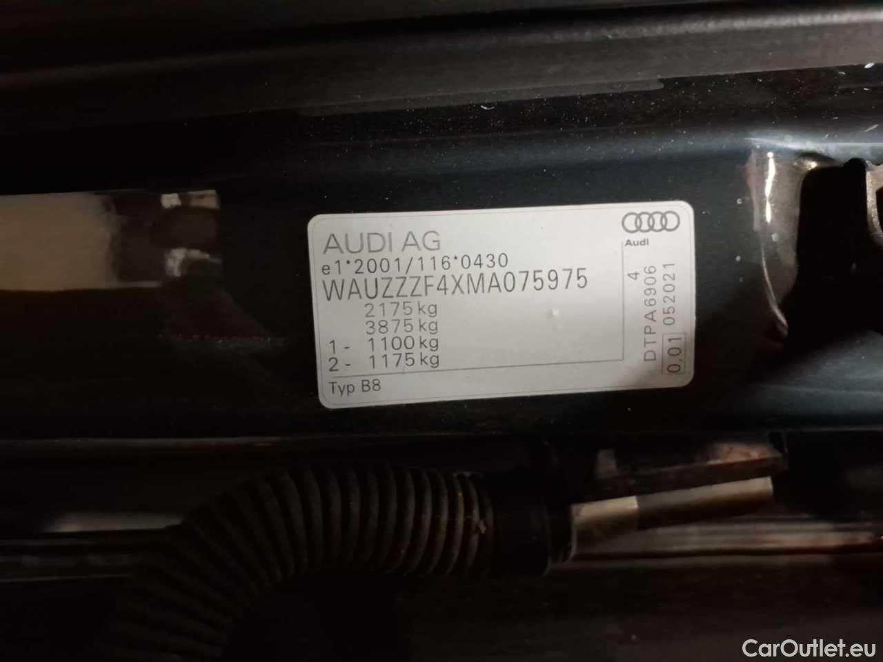 Audi  A4 Avant 40 TDI S tronic Automatic Diesel/Electric  76 #12