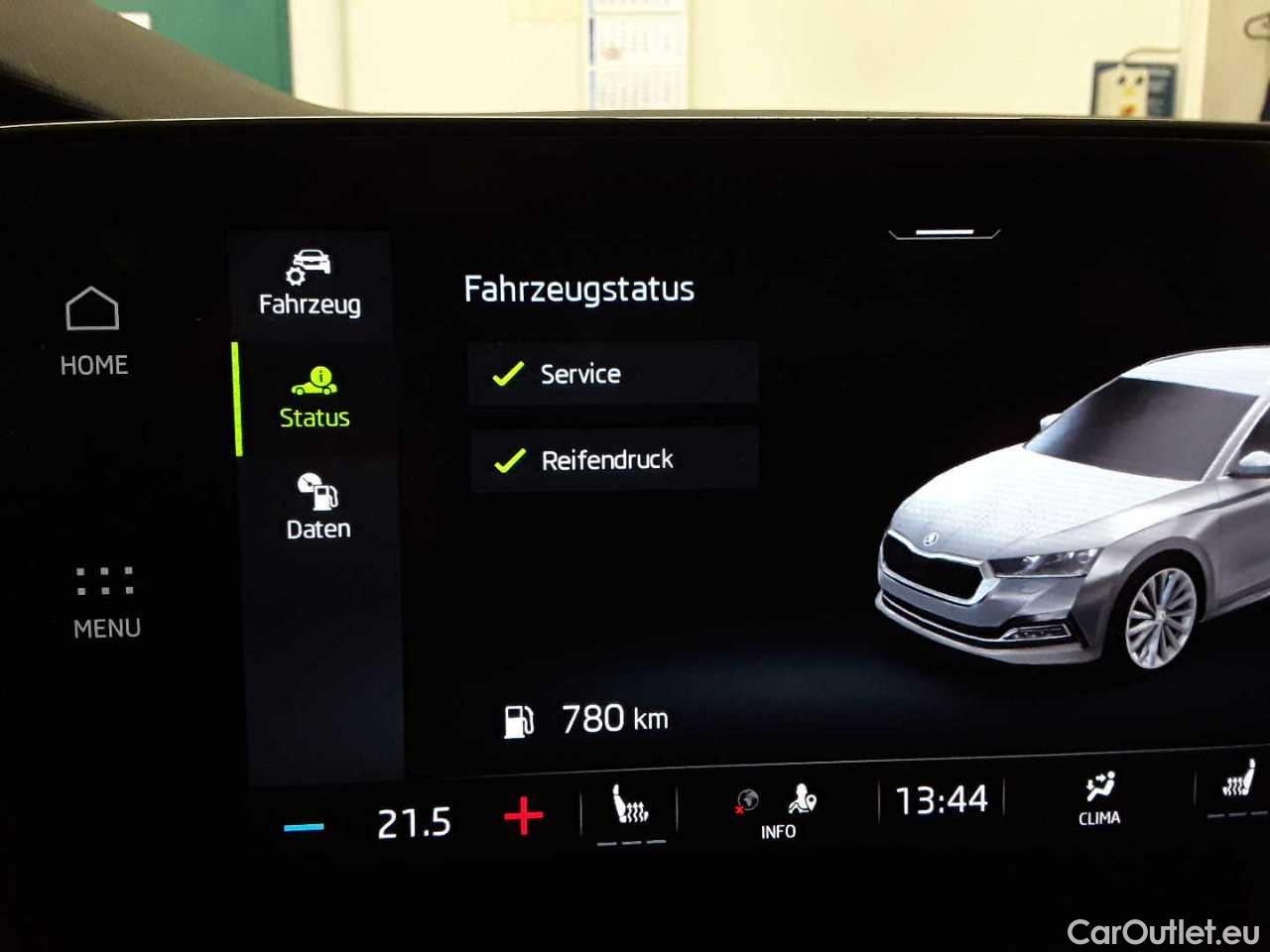 Skoda  Octavia Combi 2.0 TDI DSG First Edition Automatic Diesel  74 #22