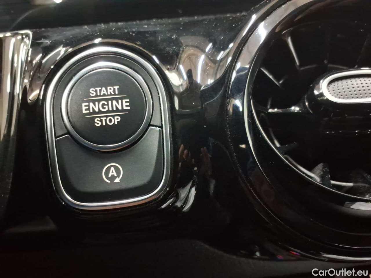 Mercedes  GLA 180 d 8G-DCT - Automatic Diesel  72 #14