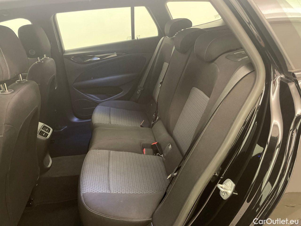 Opel  Insignia SPORTS Tourer 1.5 Diesel Automatik Business Automatic Diesel  66 #9