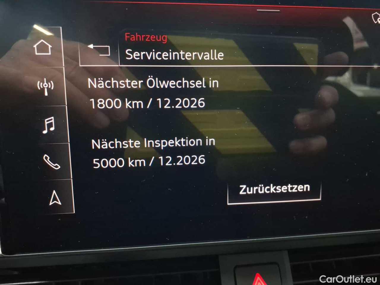 Audi  A4 Avant 30 TDI S tronic Automatic Diesel/Electric  88 #31