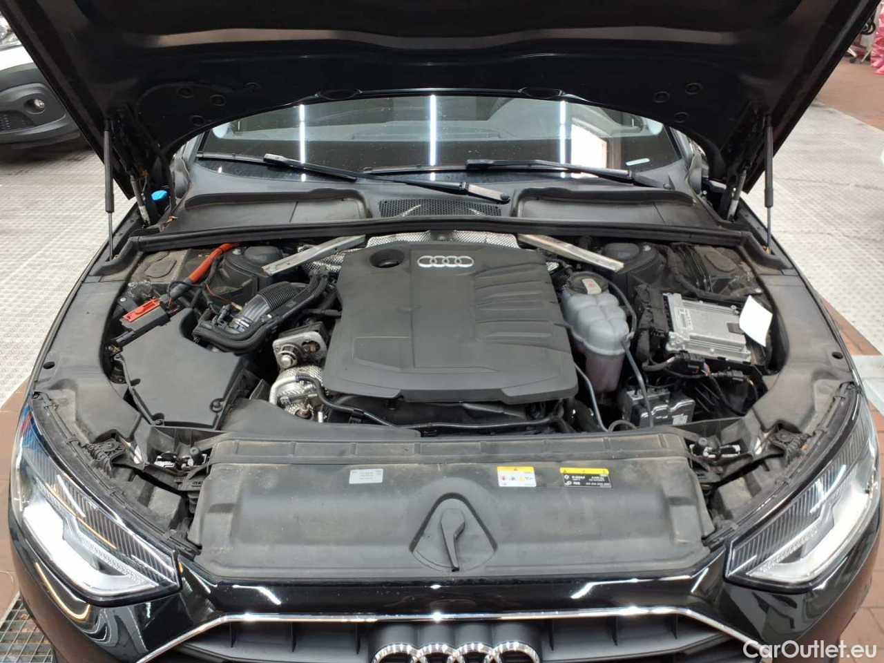 Audi  A4 Avant 30 TDI S tronic Automatic Diesel/Electric  88 #21