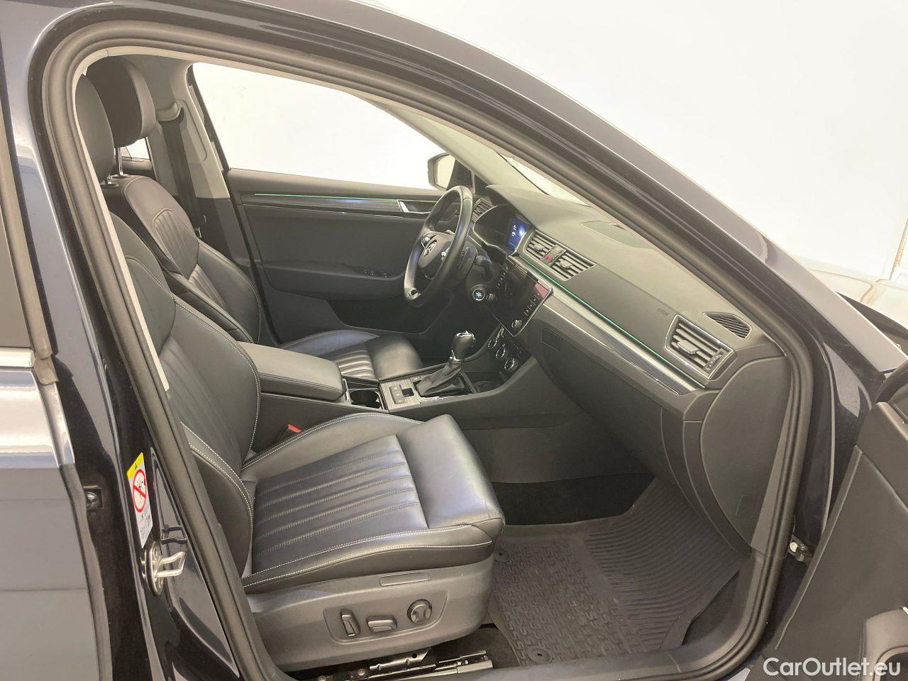 Skoda  Superb Combi 2.0 TDI DSG Style Automatic Diesel  85 #6