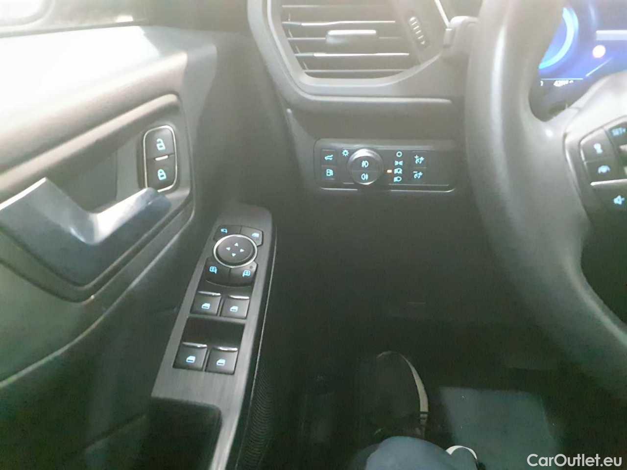 Ford  Kuga 2.5 Duratec FHEV TITANIUM Automatic Petrol/Electric  89 #14