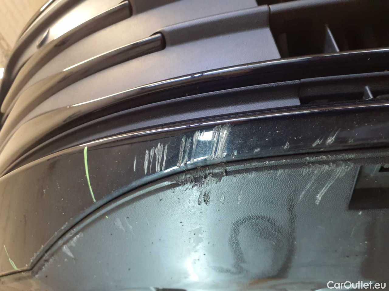 Volkswagen  Golf  Variant 2.0 TDI SCR Life Manual Diesel  97 #45