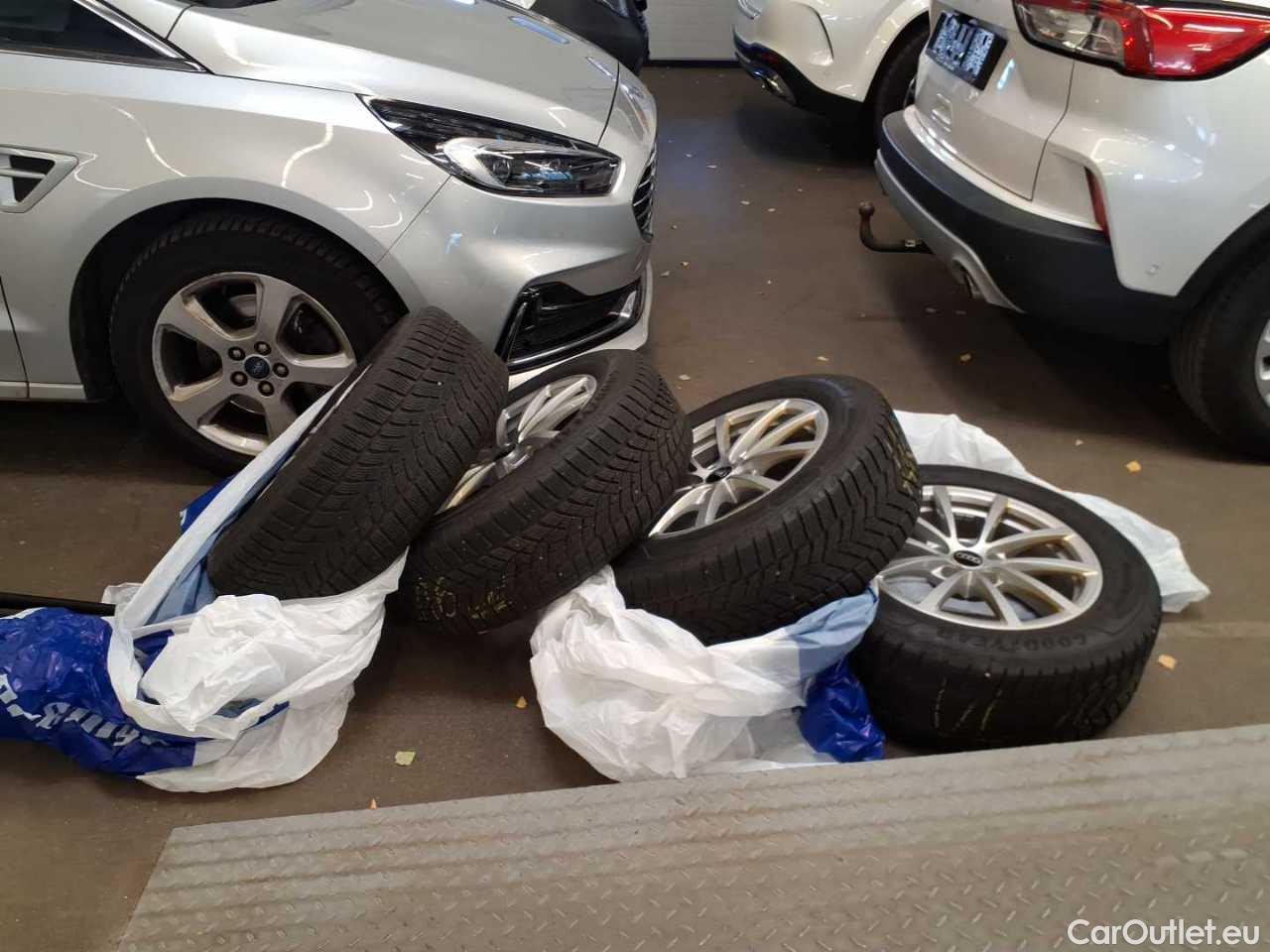 Audi  A6 Avant 40 TDI quattro S tronic sport Automatic Diesel/Electric  91 #11