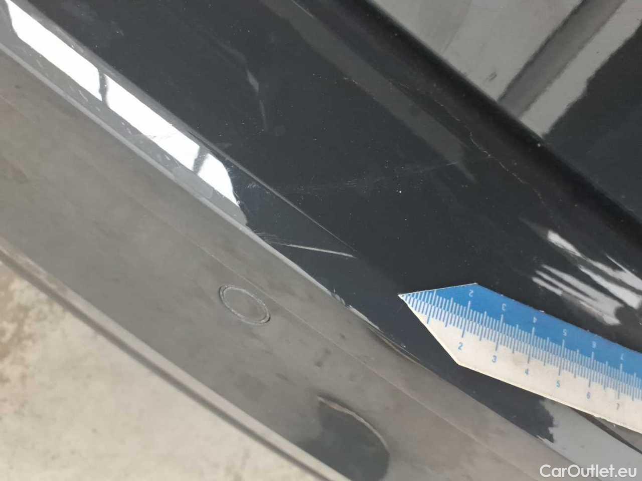 Volkswagen  Golf  Variant 2.0 TDI SCR DSG Life Automatic Diesel  96 #35