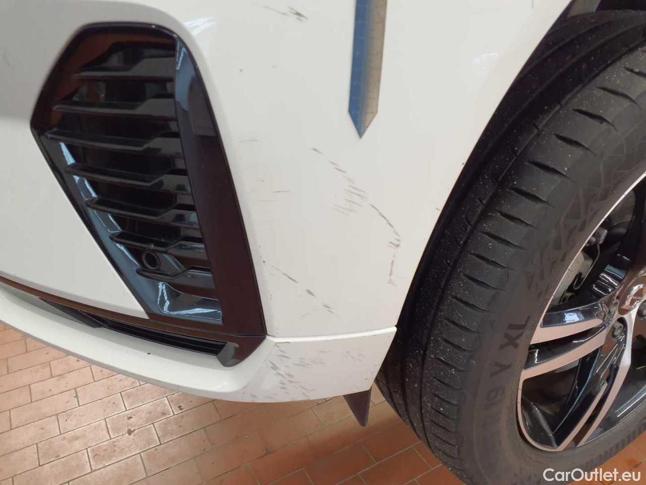 Volvo  XC60 T6 AWD Recharge Geartronic R-Design Automatic Petrol/Electric  102 #38