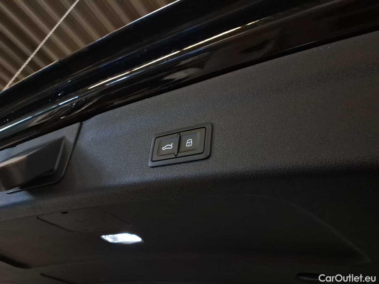 Audi  A6 Avant 40 TDI quattro S tronic sport Automatic Diesel/Electric  91 #17