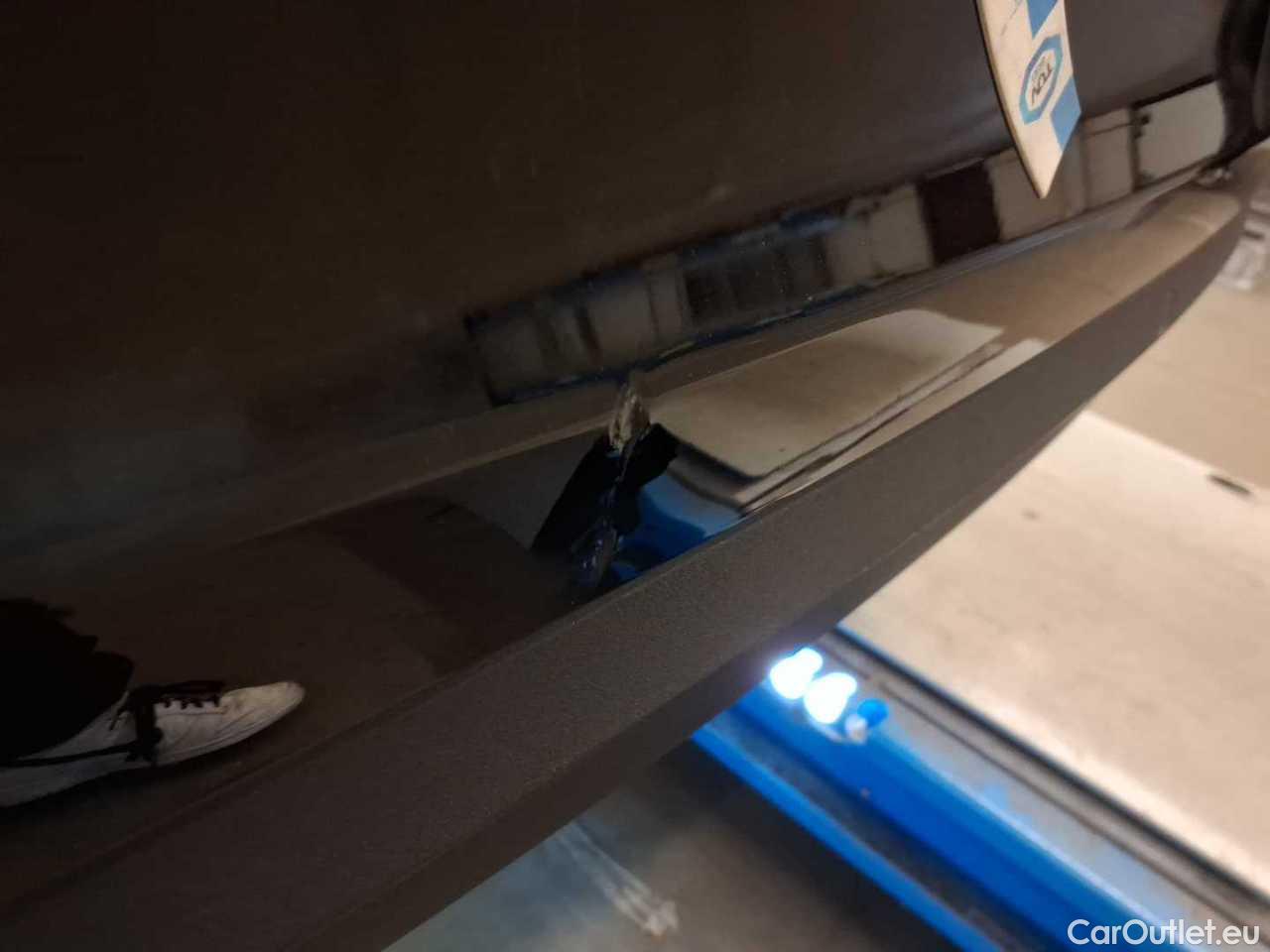 Mercedes  C-Klasse 200 d 9G-TRONIC - Automatic Diesel  86 #32