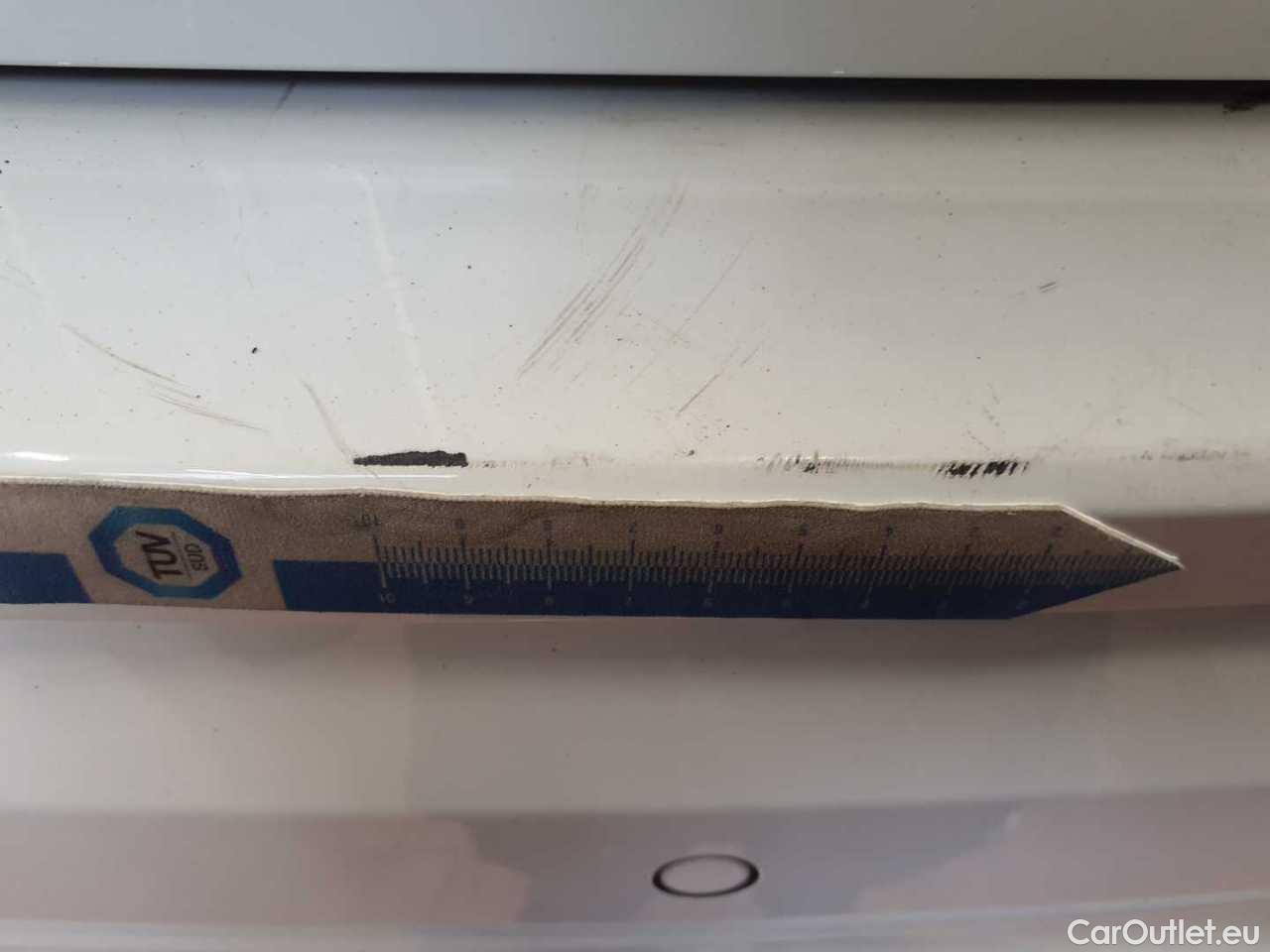 Volvo  XC60 T6 AWD Recharge Geartronic R-Design Automatic Petrol/Electric  102 #40