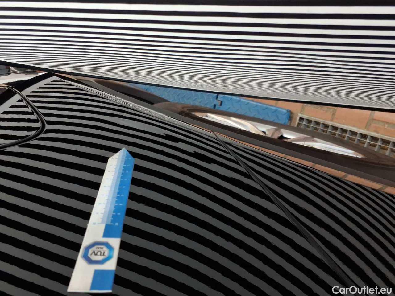 Audi  Q5 40 TDI quattro S tronic Automatic Diesel/Electric  105 #31